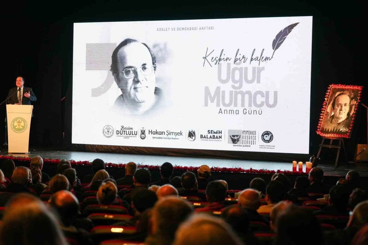 Gazeteciliğin keskin kalemi Uğur Mumcu Manisa&rsquo;da anıldı
