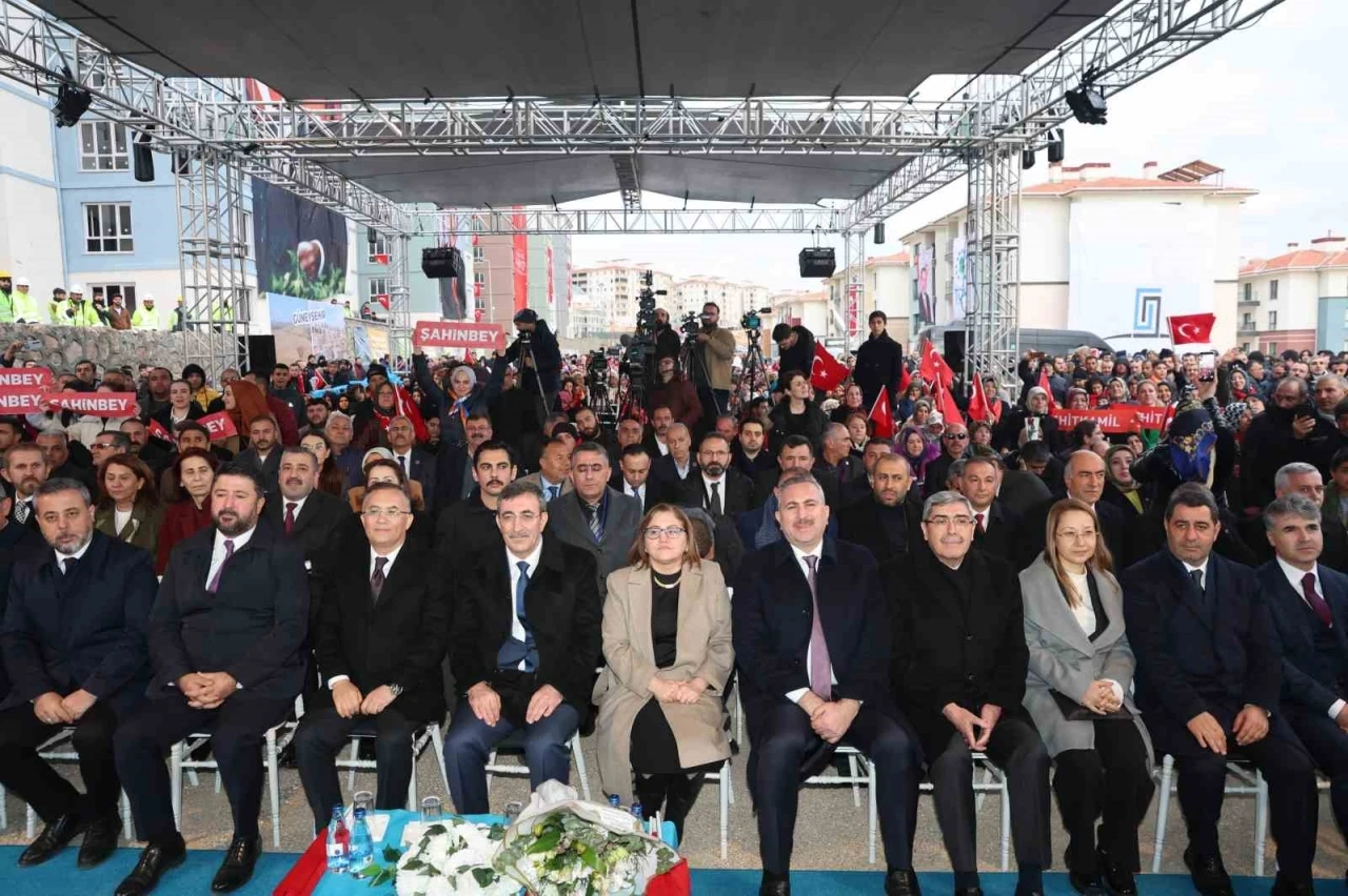 Gaziantep G&uuml;neyşehir&rsquo;de 4 bininci konutun hak sahibi belirlendi
