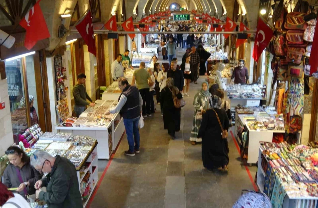 Gaziantep’in tarihi mekanlarında adım atacak yer kalmadı
