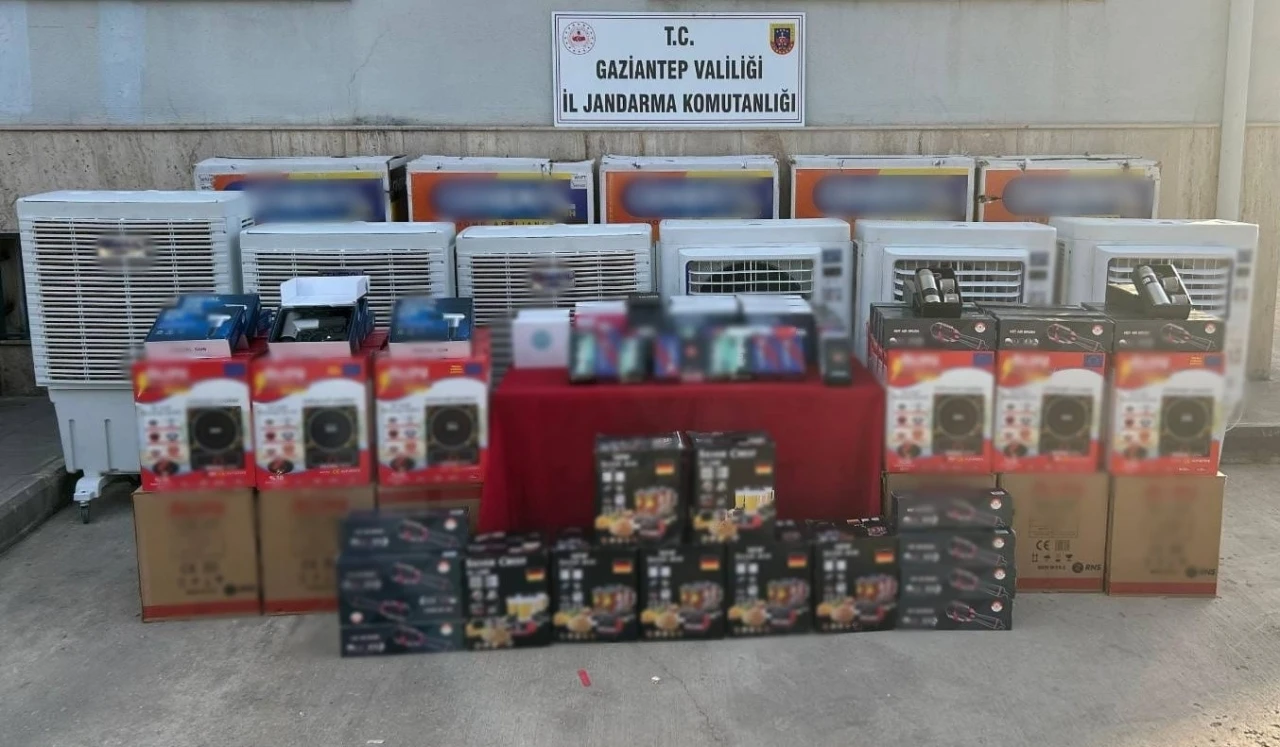 Gaziantep’te 1 milyon TL değerinde kaçak malzeme ele geçirildi
