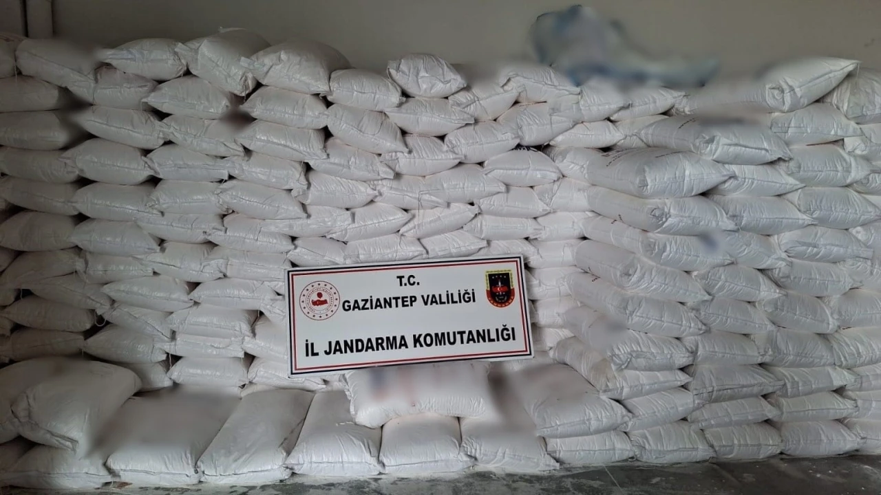 Gaziantep’te 1 milyon TL değerinde sahte deterjan ele geçirildi
