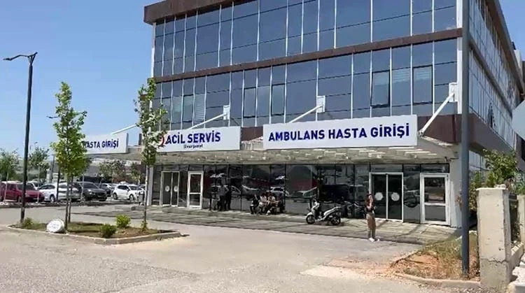 Gaziantep&rsquo;te 25 fabrika iş&ccedil;isi zehirlenme ş&uuml;phesiyle hastaneye kaldırıldı
