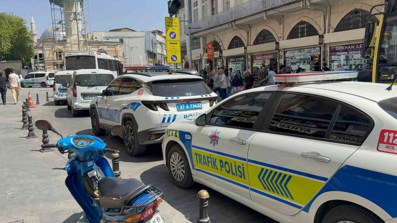Gaziantep’te cep telefonu kaçakçılarına dev operasyon
