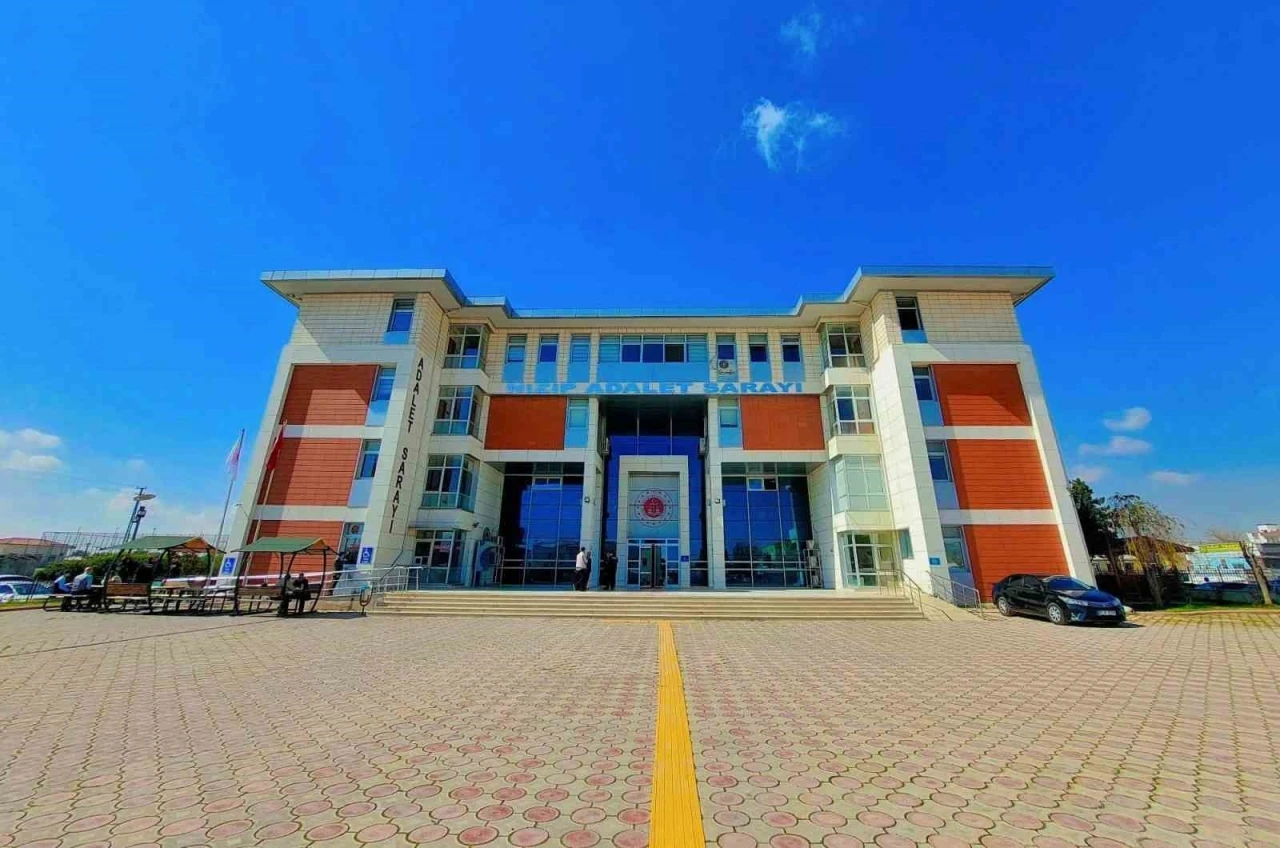 Gaziantep&rsquo;te hemşireye tehdit olayında 5 bin liralık bağışla uzlaşmaya varıldı
