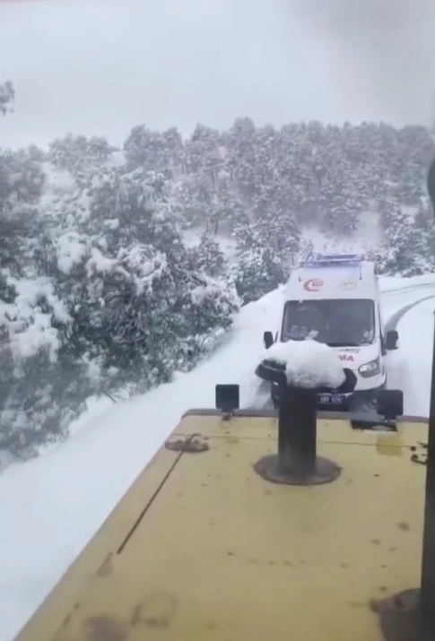 Gaziantep&rsquo;te kolu kırılan vatandaş i&ccedil;in ekipler seferber oldu
