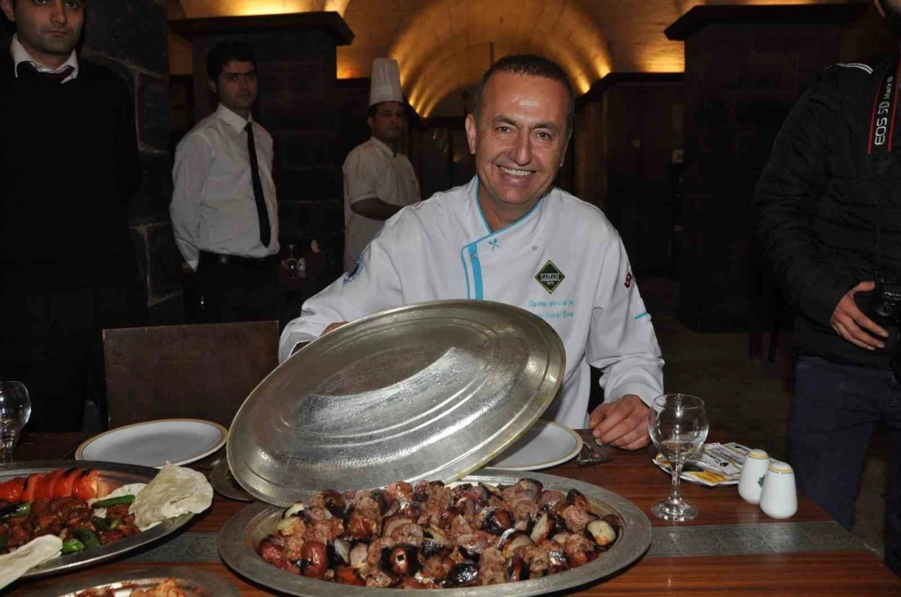 Gaziantep’te soğan kebabı sezonu açıldı
