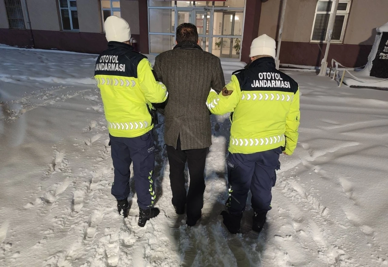 Gaziantep&rsquo;te yol verme kavgasında 2 kardeşi silahla vuran şahıs tutuklandı
