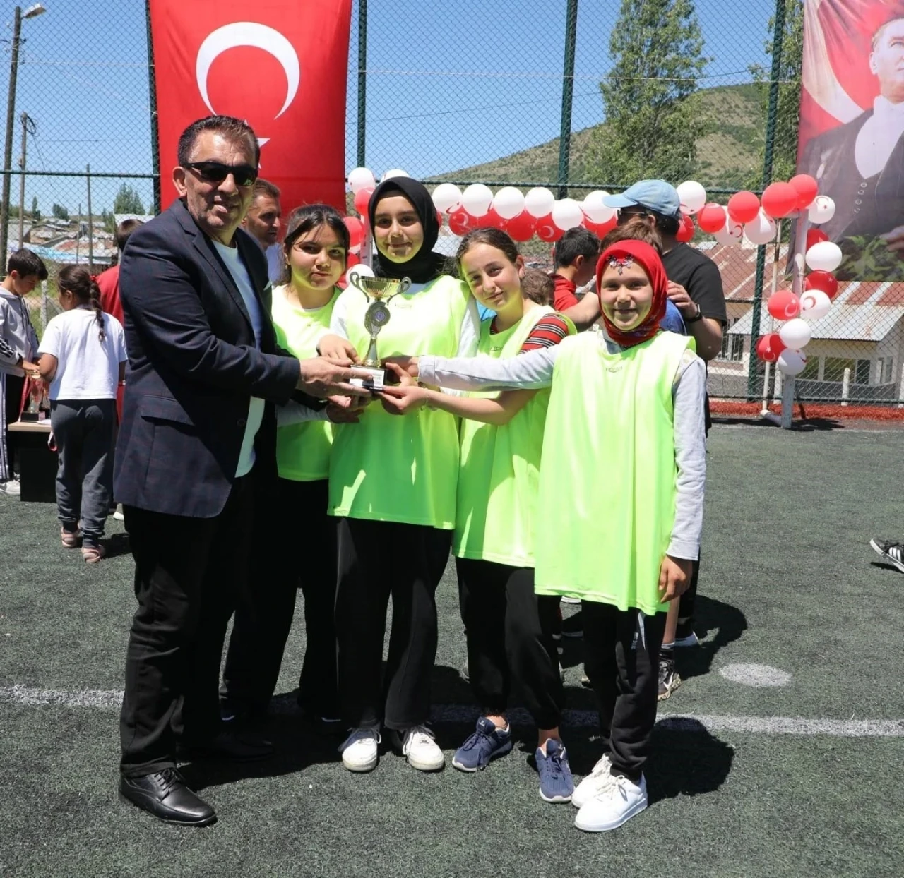 Gazik&ouml;y&rsquo;e spor desteği
