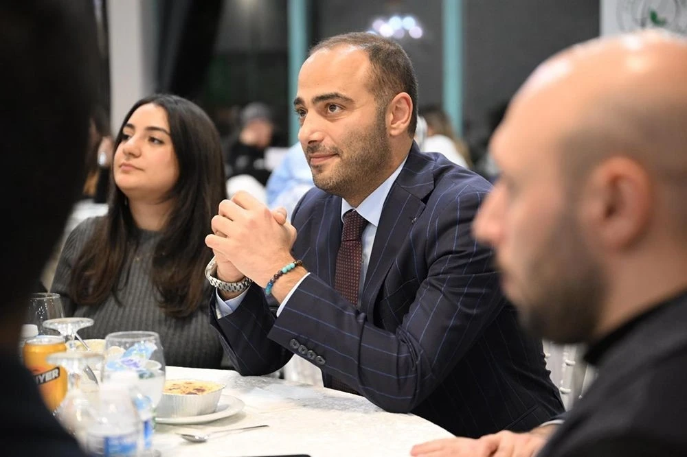 Gaziosmanpaşa Başkan Vekili Karadeniz 24 Kasım Öğretmenler Günü’nü kutladı
