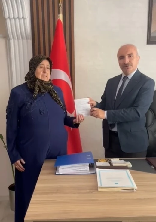 Gediz’de hafızlık Kur’an Kuran kursuna destekler sürüyor
