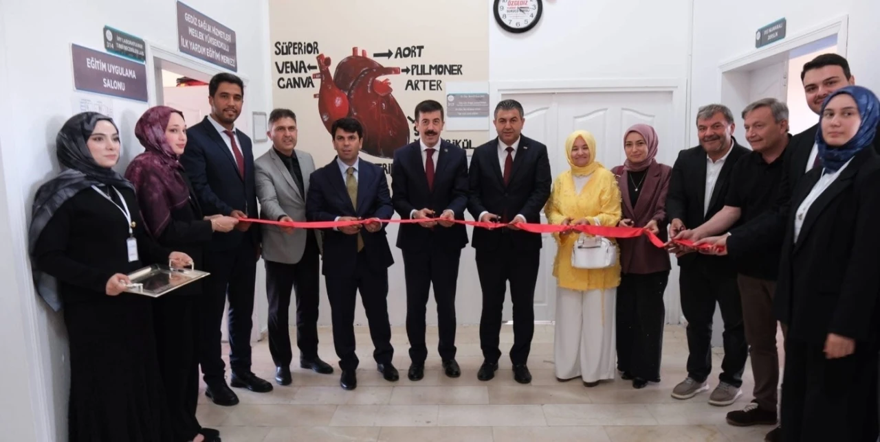 Gediz&rsquo;de &rsquo;İlkyardım Eğitim Merkezi&rsquo; hizmete girdi
