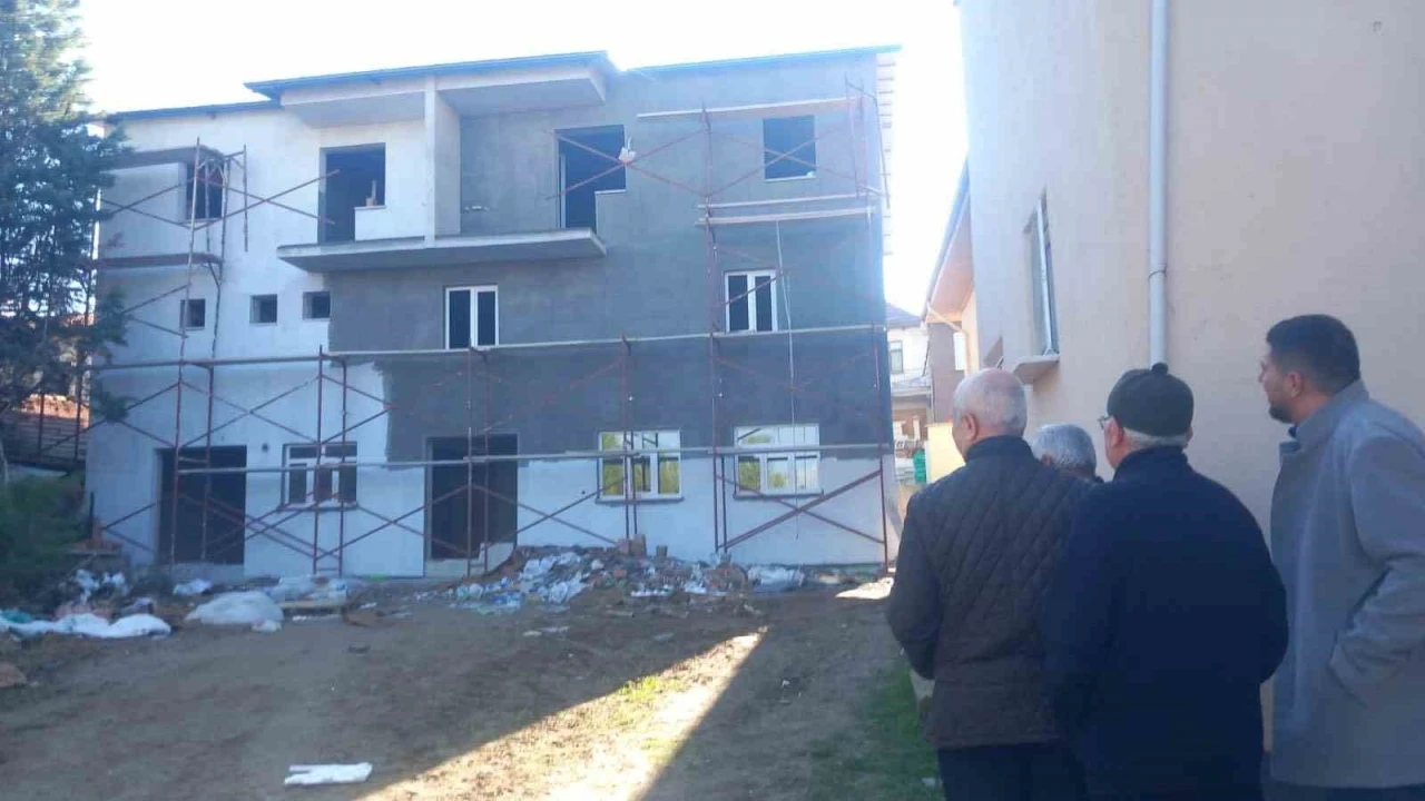 Gediz Erdoğmuş Mahallesi&rsquo;nden takdire şayan dayanışma
