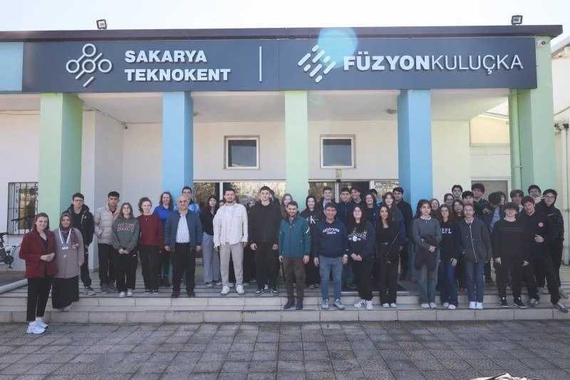 ‘Geleceğime Yön Veriyorum’ projesi tamamlandı
