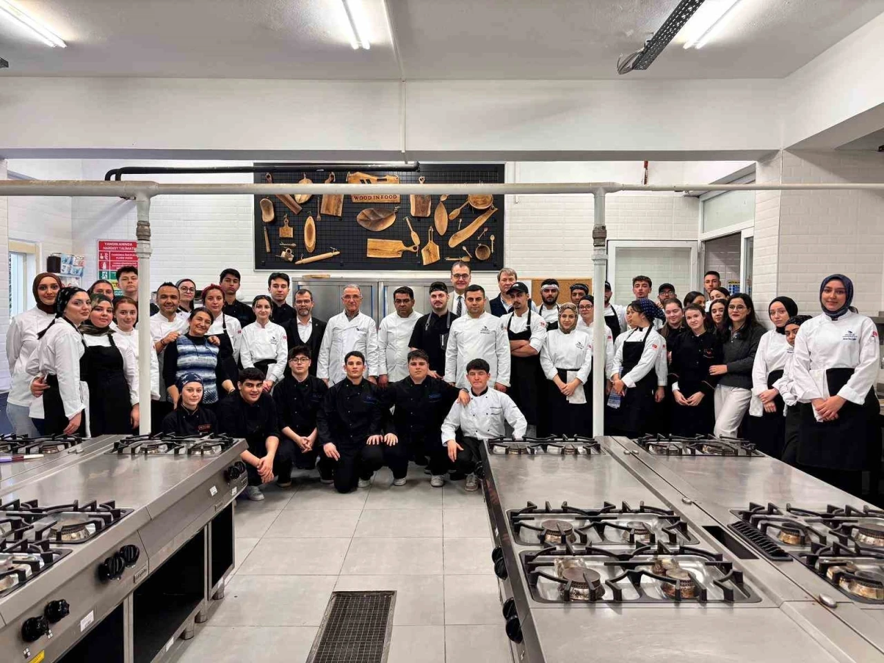 Geleceğin aş&ccedil;ıları balık workshopu yaptı
