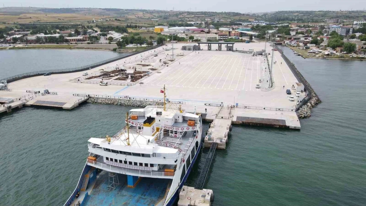 Gelibolu&rsquo;da yeni feribot iskelesi hizmete a&ccedil;ılıyor
