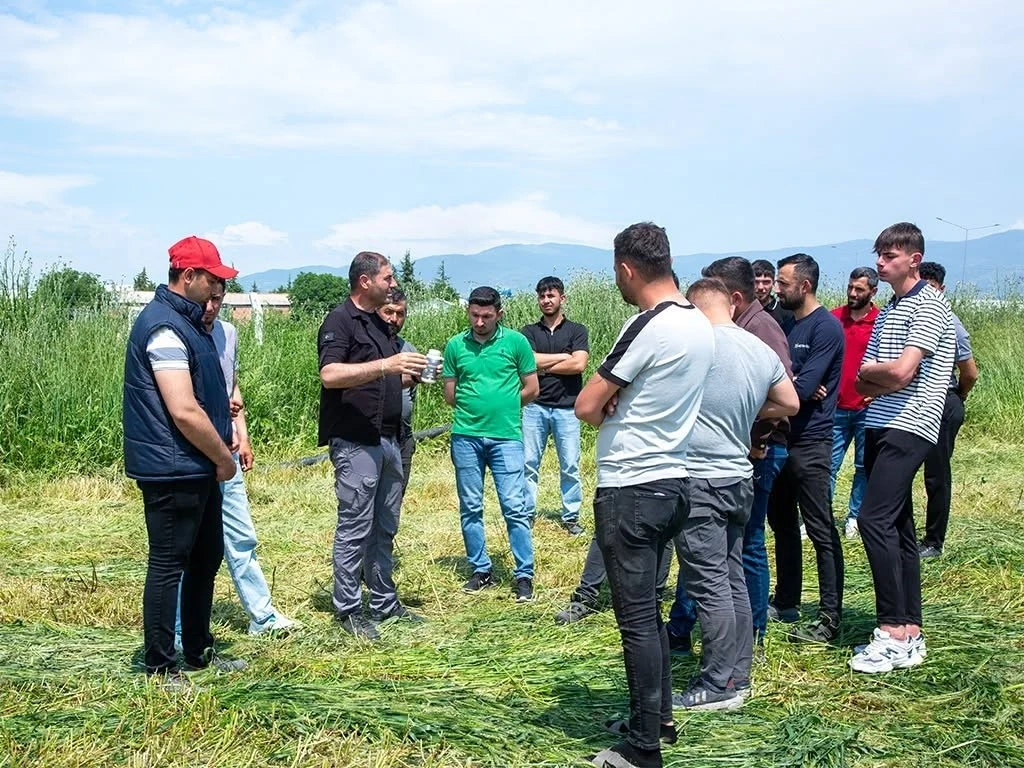 Gen&ccedil; &ccedil;ift&ccedil;i akademisinde eğitim saati
