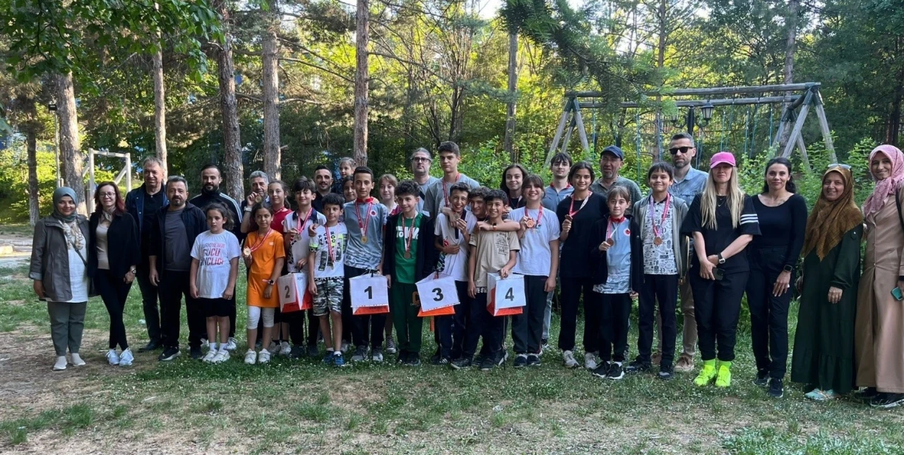 Genç oryantiring sporcuları Kütahya’da ter döktü

