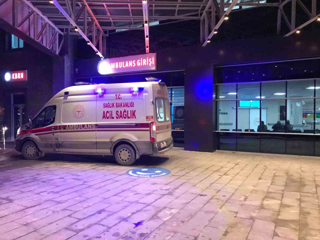 Gen&ccedil; yaşta ofisinde &ouml;l&uuml; bulundu

