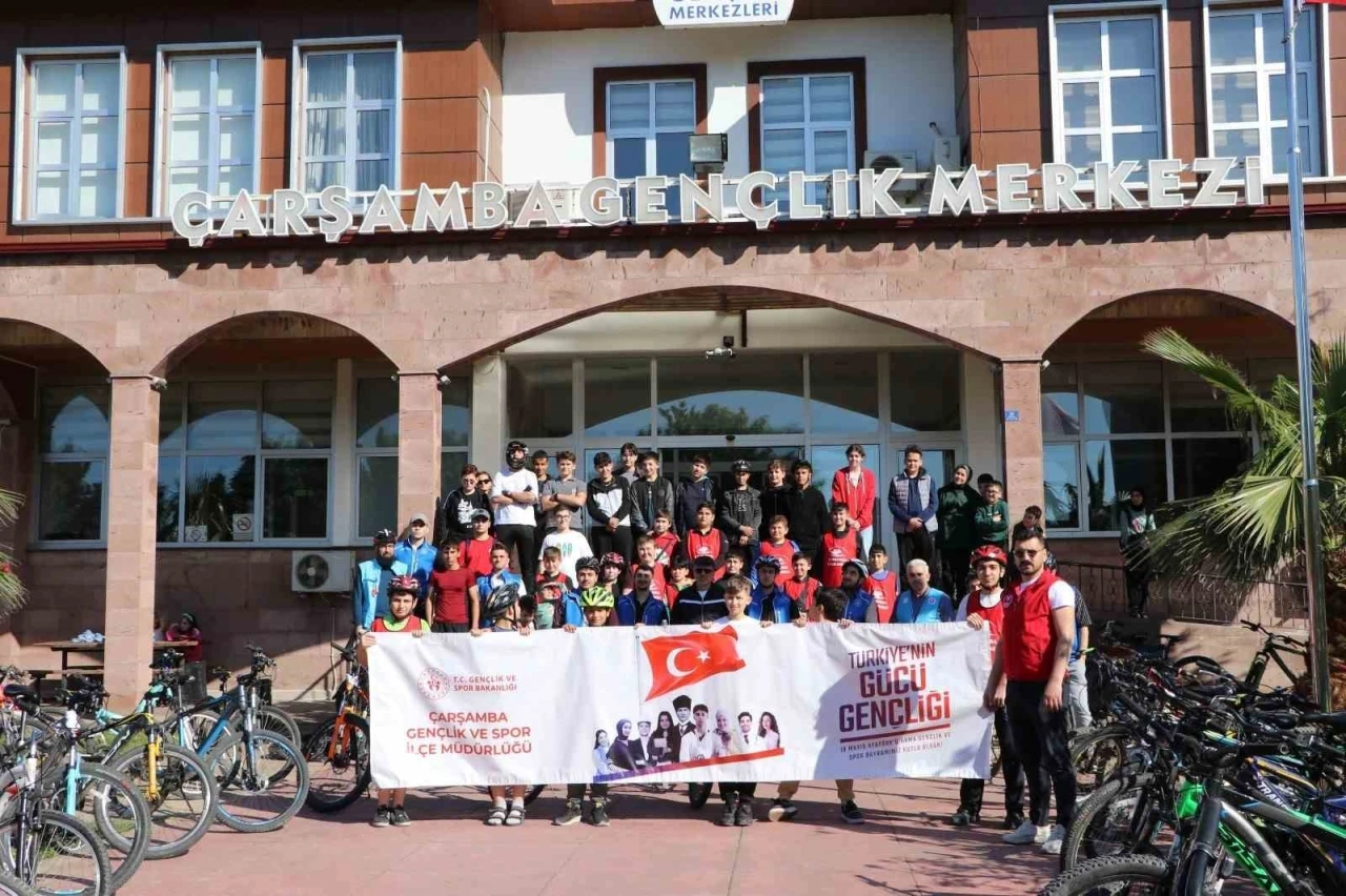Gençlik Haftası’nda 55 gençten bisikletli kutlama
