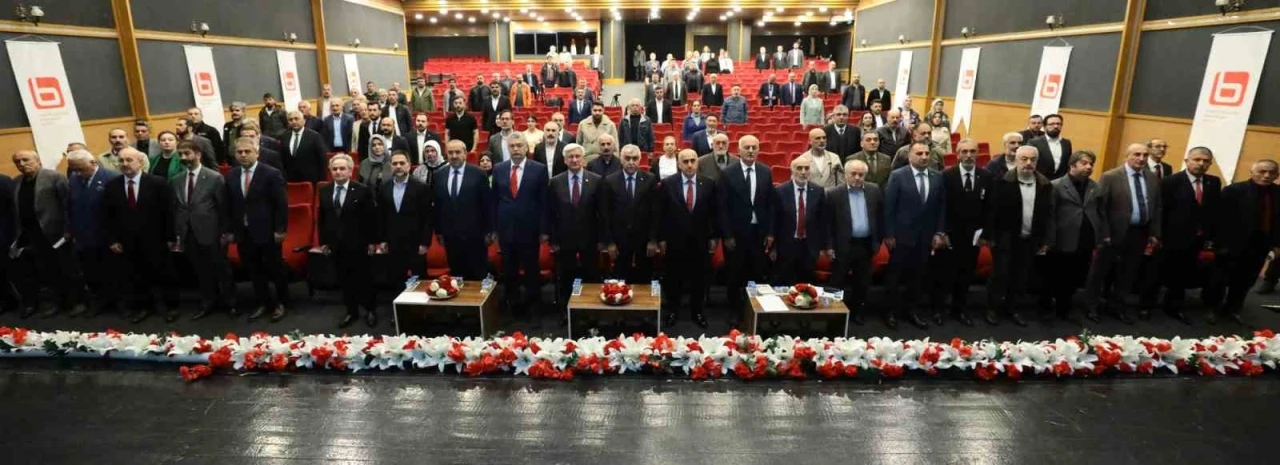 Genel Sekreter Aynalı: &quot;Belediyecilik toplumsal refleks yönetimidir&quot;
