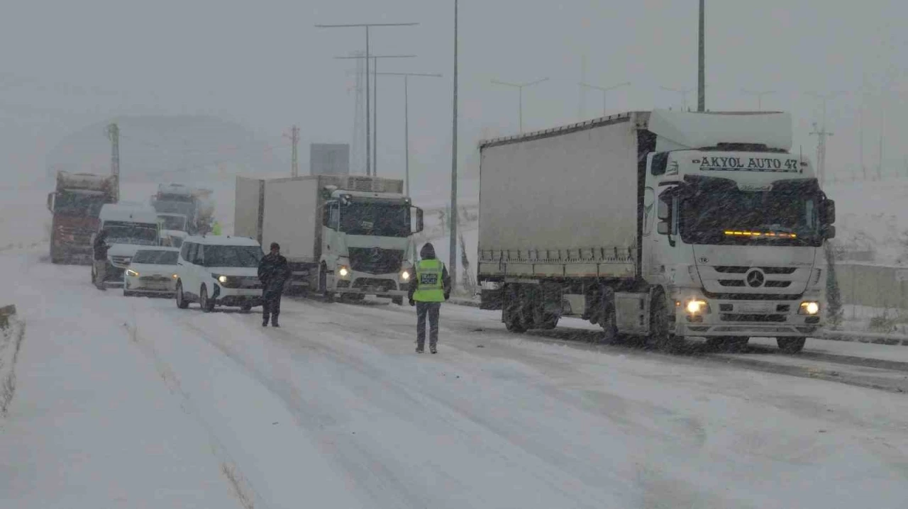 Gerc&uuml;ş&rsquo;te Ayrancı ge&ccedil;idi ulaşıma a&ccedil;ıldı

