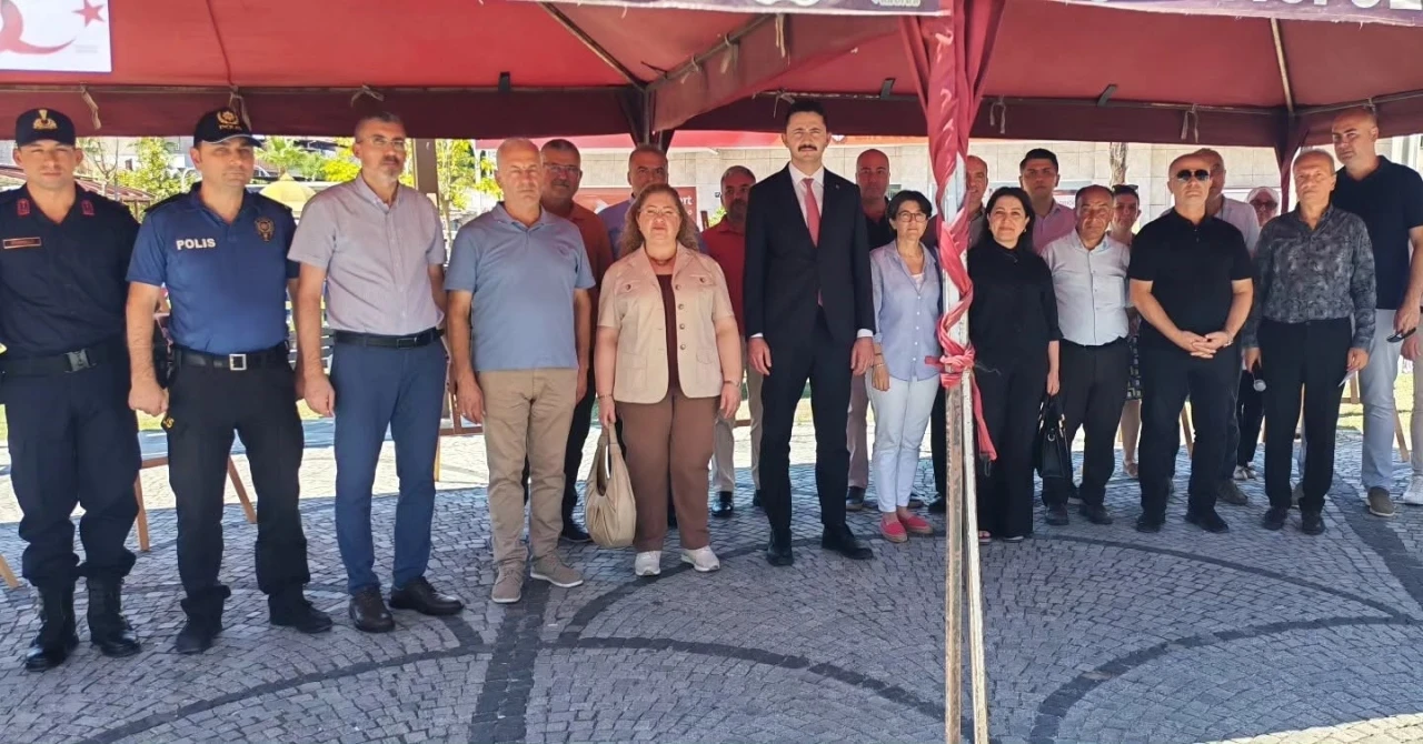 Germencik&rsquo;te 15 Temmuz fotoğraf sergisi a&ccedil;ıldı
