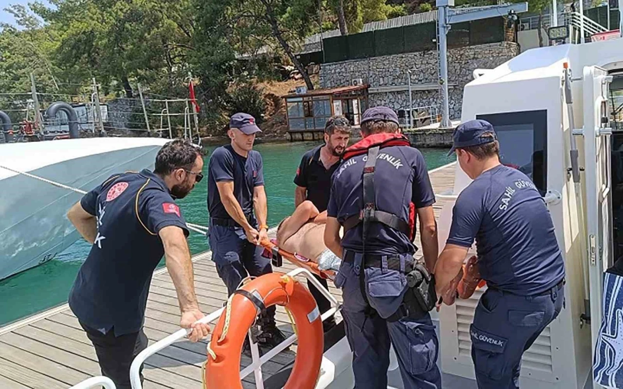Fethiye'de Yaralanan Vatandaşı Sahil Güvenlik Kurtardı
