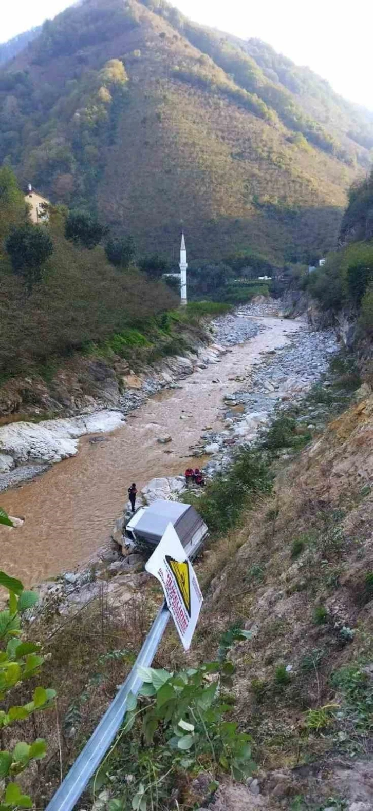 Giresun’da trafik kazası: 1 ölü, 3 yaralı