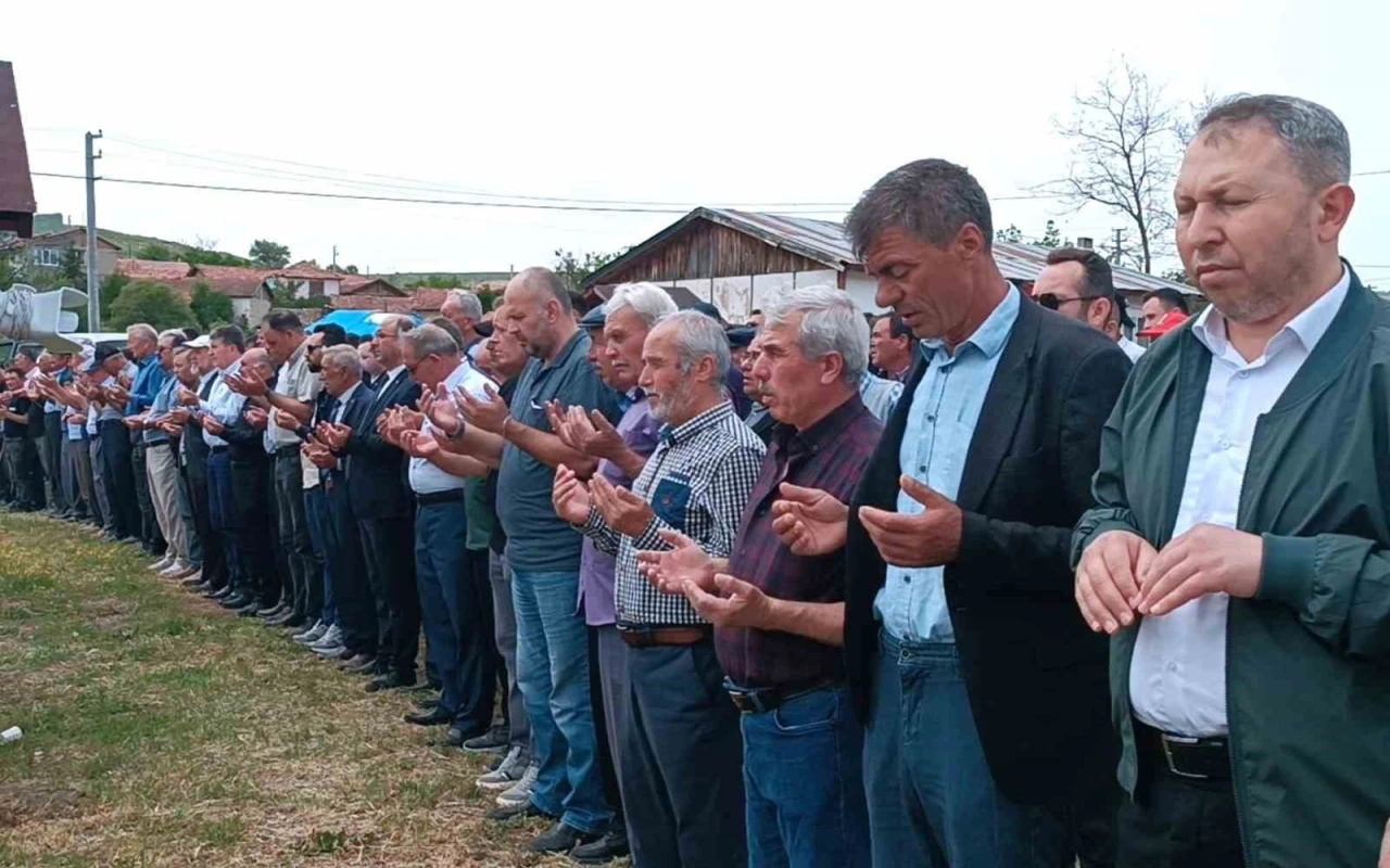 Göcenoluk’ta yağmur duası ve sıla-i rahim etkinliği
