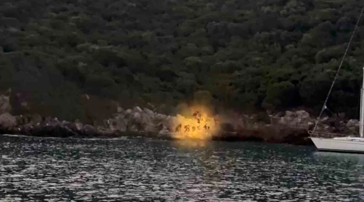 G&ouml;&ccedil;men ka&ccedil;ak&ccedil;ıları Yelkenli teknede yakalandı