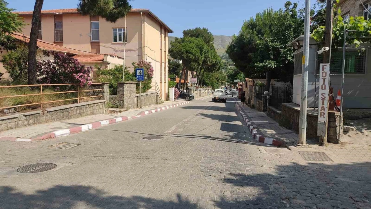 Gökçeada 5.2 büyüklüğünde deprem
