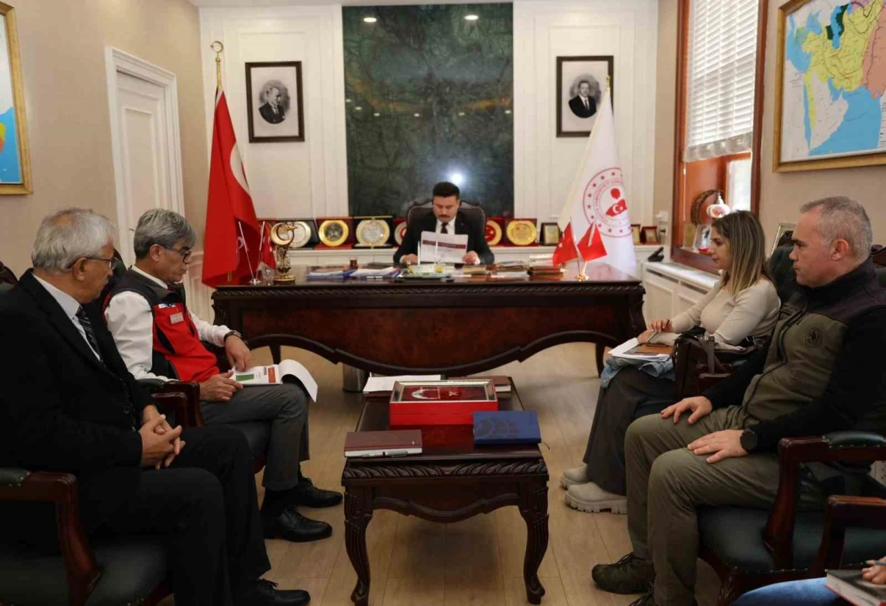 G&ouml;k&ccedil;eada&rsquo;da tarım ve hayvancılıkta 2026 vizyonu belirlendi
