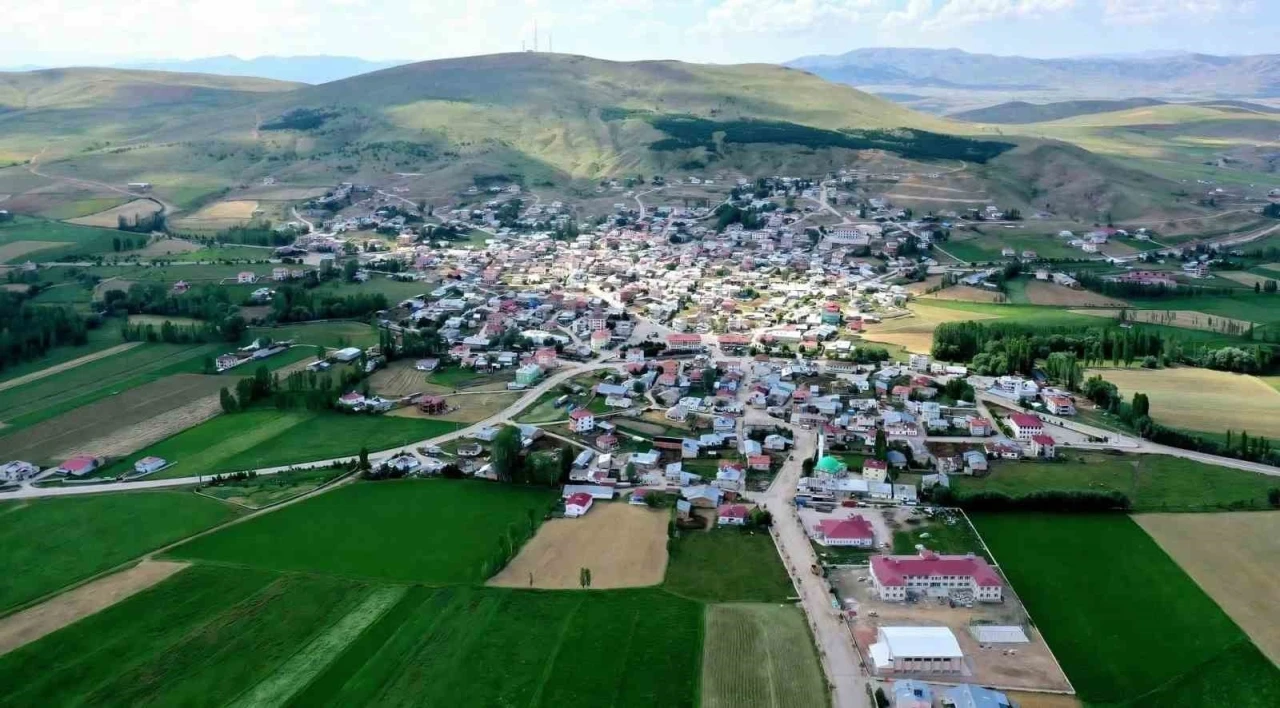 G&ouml;k&ccedil;edere beldesi doğal gaza kavuşuyor
