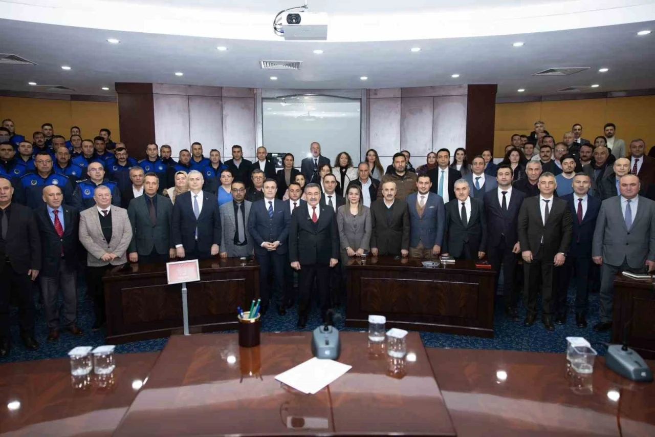 G&ouml;lbaşı Belediyesinde memurların sosyal denge tazminatı y&uuml;zde 120 arttı
