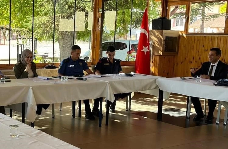 Gölpazarı’nda eğitim güvenliği toplantısı gerçekleştirildi
