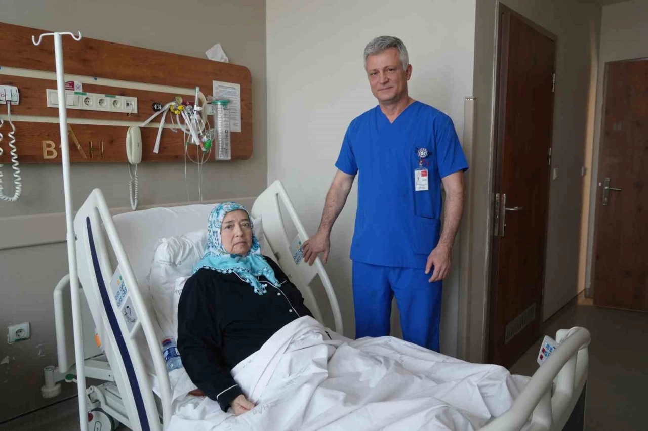 G&ouml;renler kilo aldı sandı, karnından 30 santim uzunluğunda 10,5 kiloluk kitle &ccedil;ıktı
