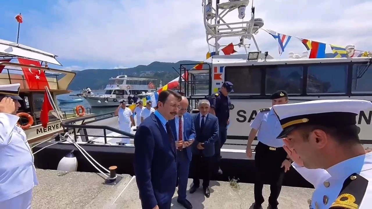 Görevine başlayan Kaymakam Çetin, ilk resmi törene katıldı
