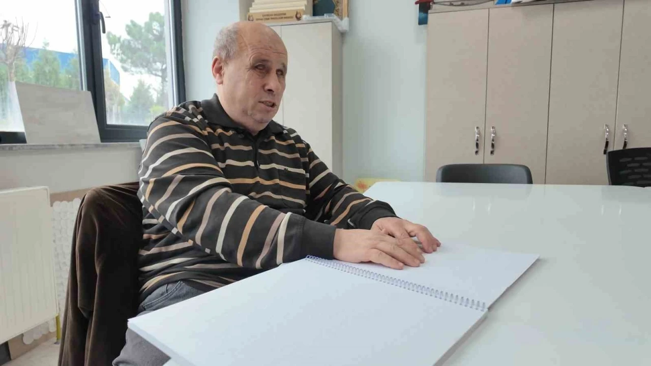 G&ouml;rme engelliler Braille alfabesiyle Kur&rsquo;an-ı Kerim &ouml;ğreniyor
