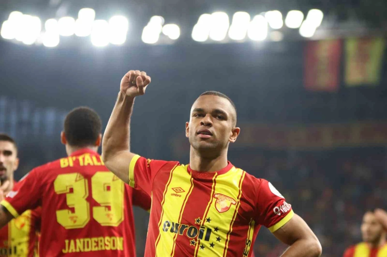 G&ouml;ztepe&rsquo;nin yıldızı Juan, CSKA Moskova yolunda
