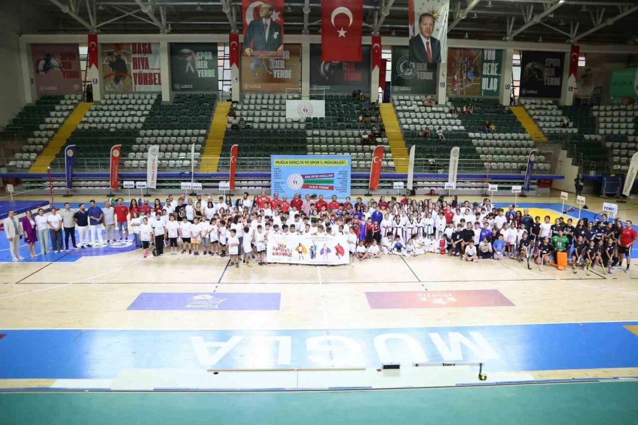 GSB yaz spor okulları açıldı
