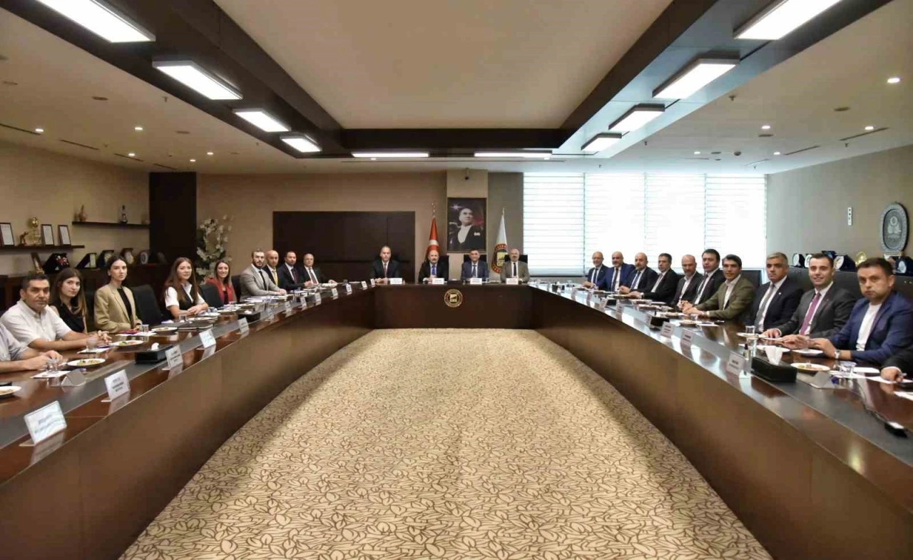 GSO’da &quot;Savunma Sanayi İstişare Toplantısı&quot; düzenlendi
