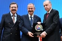 GSO TOBB delegelerine hizmet şeref belgesi verildi
