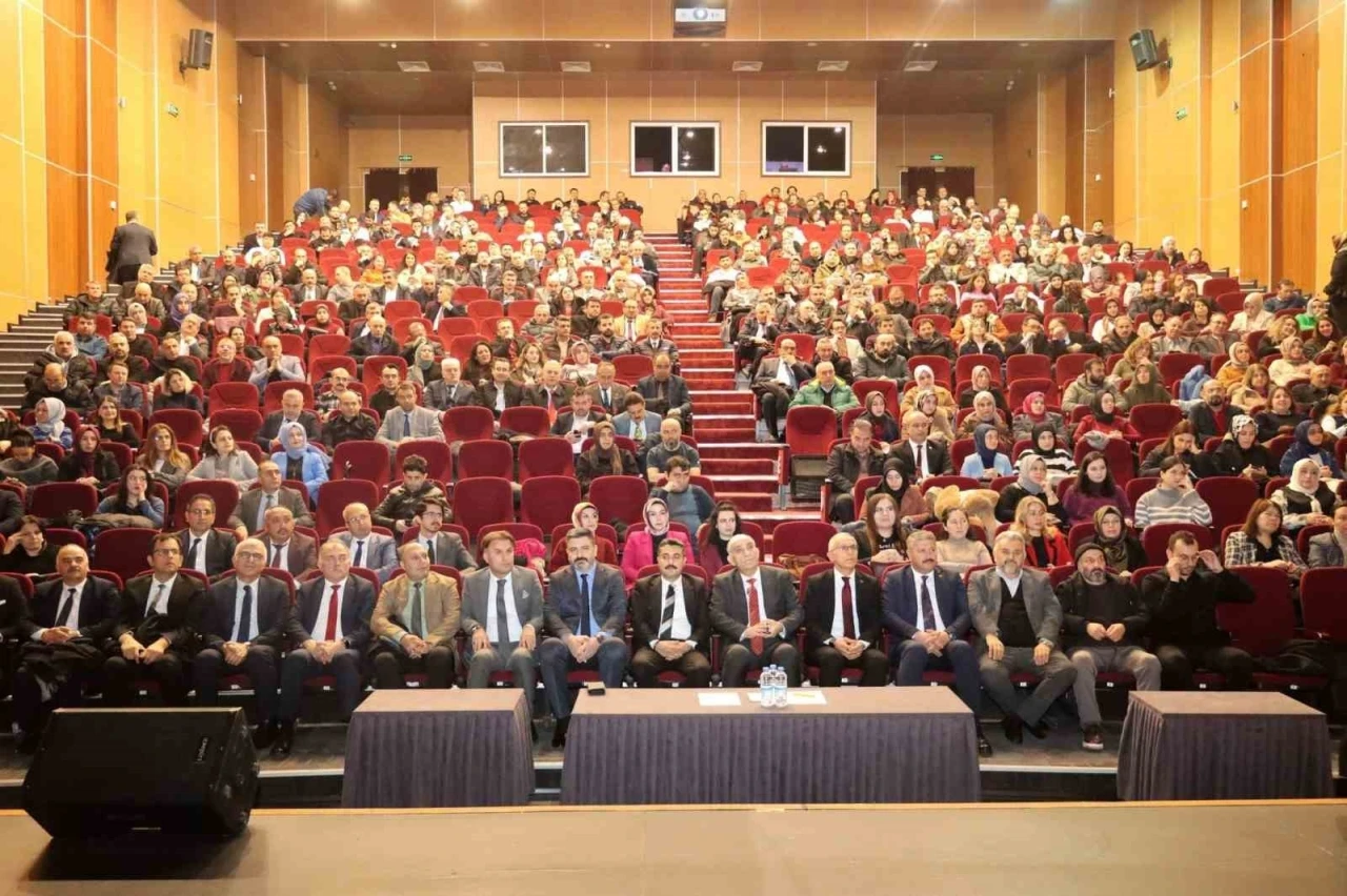 G&uuml;&ccedil;l&uuml; ailenin &ouml;nemi anlatıldı
