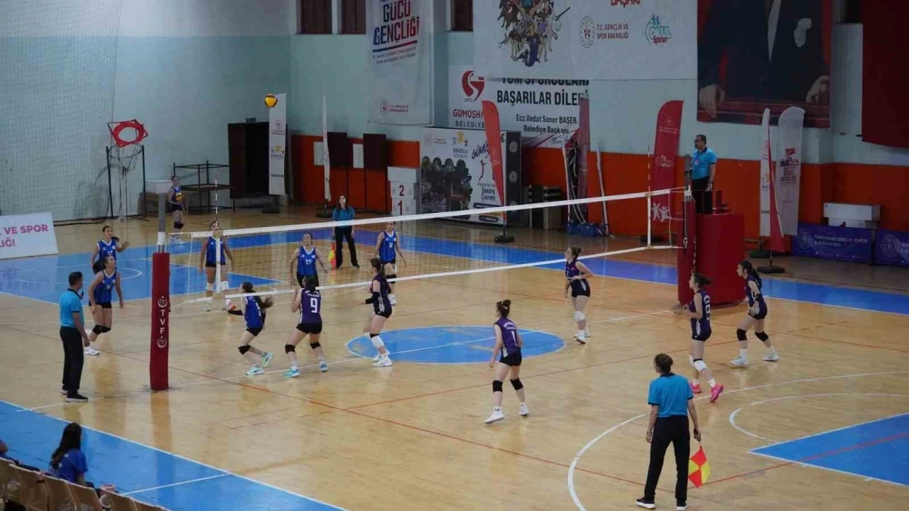 G&uuml;m&uuml;şhane, ANALİG Voleybol Grup M&uuml;sabakalarına ev sahipliği yapıyor
