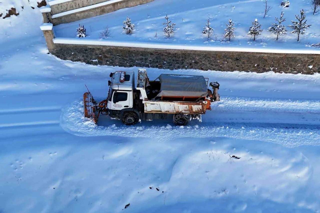G&uuml;m&uuml;şhane&rsquo;de karla m&uuml;cadele
