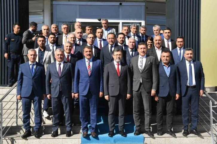 G&uuml;rkan: "Malatya&rsquo;ya &ouml;nemli yatırımlar kazandırdık"
