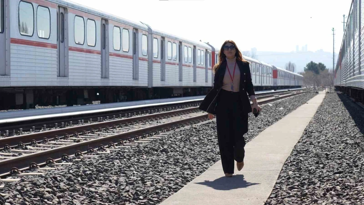 Güvenlikten vatmanlığa: Hayalinin peşinden giden kadın başarıya ulaştı