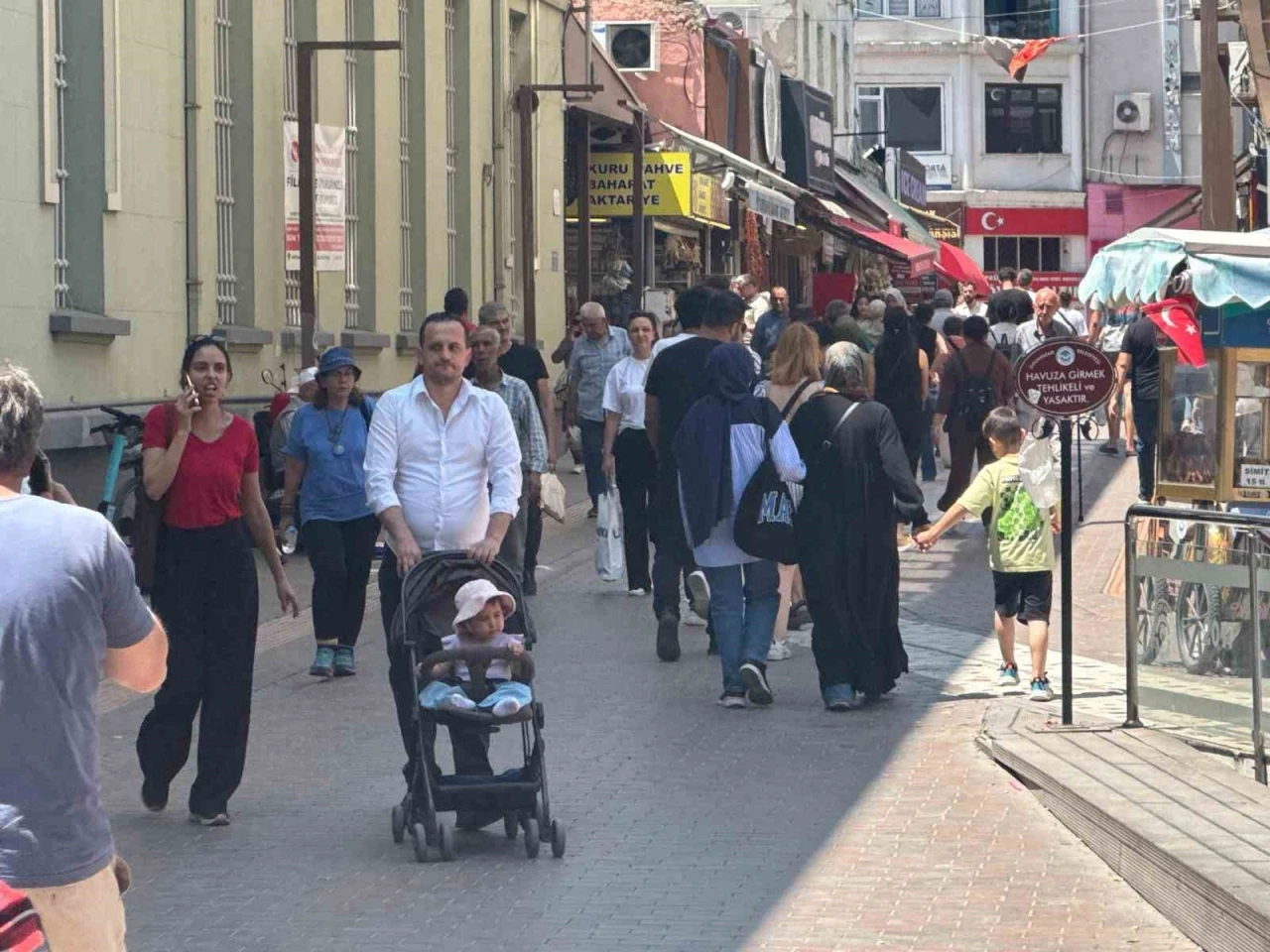 Güzel havayı fırsat bilen vatandaşlar yoğunluk oluşturdu
