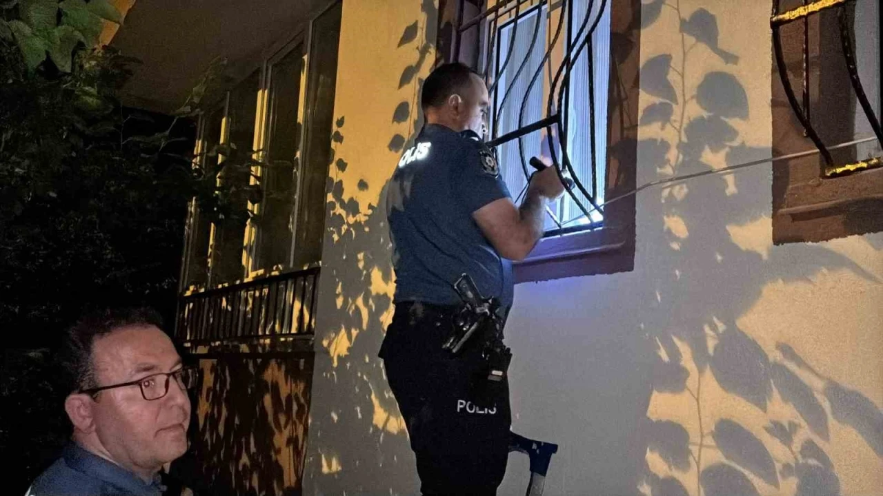 Haber alınamayan komşu ekipleri alarma ge&ccedil;irdi
