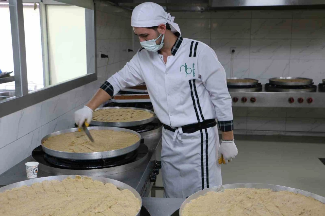 Hacıbaba Pastaneleri Kurban Bayramı’nda 30 ton tatlı satışı hedefliyor
